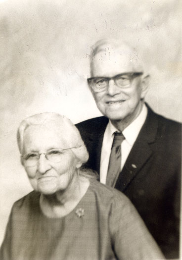 Henry William Munson IV and Elsie McCauley